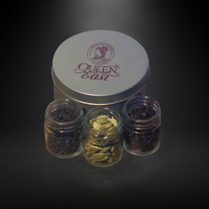 Queen of the East Organic Gift Set, USDA Certified Organic | Spice Box | Organic Whole Cloves, Cardamom, Black Pepper.